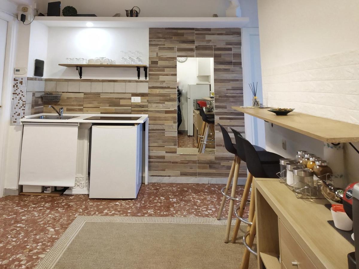 "Vacanze Romane" Stazione Tiburtina, Appartamento Tre Camere Da Letto 5 Posti Letto Extérieur photo